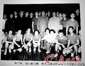“西”邊不亮“東”邊亮